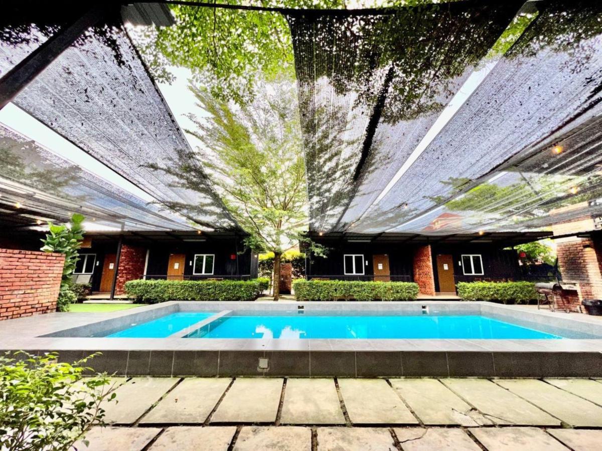 Petak Padin Cottage By The Pool, Kepala Batas  Exteriér fotografie