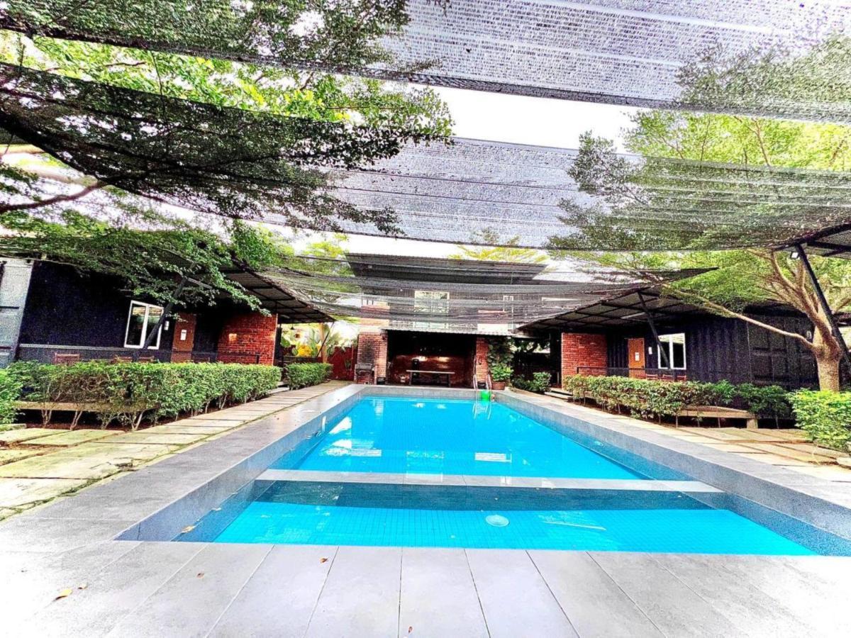 Petak Padin Cottage By The Pool, Kepala Batas  Exteriér fotografie